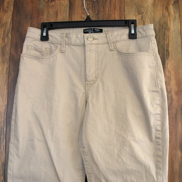 Riders by Lee Women's Mid Rise Khaki Capri 10M - Picture 2 of 6